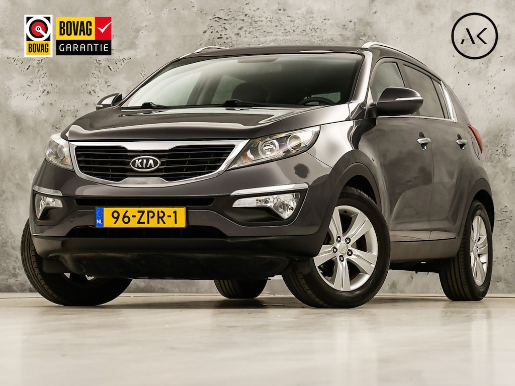 Kia Sportage 1.6 GDI SportPack (SCHERM, CLIMATE, GETINT GLAS, SPORTSTOELEN, TREKHAAK, PARKEERSENSOREN, CRUISE, NIEUWE APK, NIEUWSTAAT)