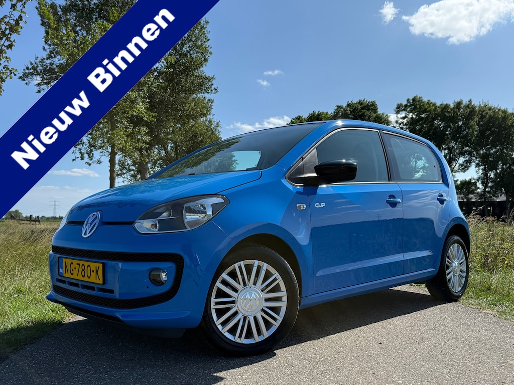 Volkswagen Up! 1.0 high up! BlueMotion | Navi | Stoelverwarming | 2e Eigenaar | Airco | 15" Velgen | Elektrisch pakket |