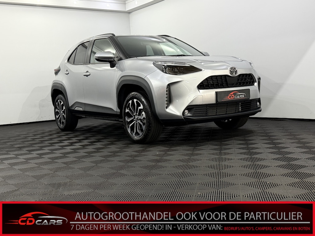 Toyota Yaris Cross 1.5 Hybrid 130 Executive Camera, Navi, Stoelverwarming/Koeling, Keyless start, Rijstrook correctie, Cruise control adaptief, EV mode, Lichtmetalen velgen, 3 jaar garantie