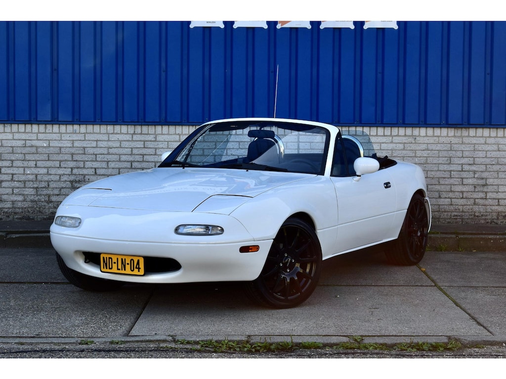 Mazda MX-5 1.6i-16V 116PK Miata in uitzonderlijk mooie en goede toestand