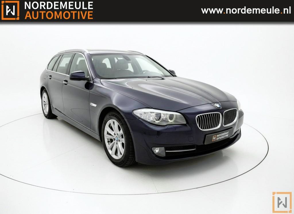 BMW 5-Serie 523I HIGH EXECUTIVE. AIRCO, CRUISE, TREKHAAK