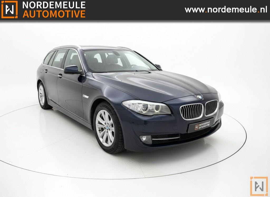 BMW 5-Serie 523I HIGH EXECUTIVE. AIRCO, CRUISE, TREKHAAK