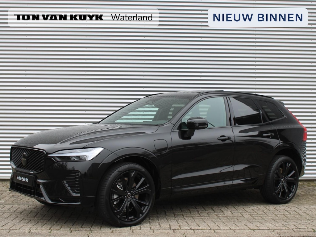 Volvo XC60 2.0 T6 Plug-in hybrid AWD Ultra Black Edition Automaat / Panoramadak / 360* camera / Head-up display / Trekhaak / Luchtvering