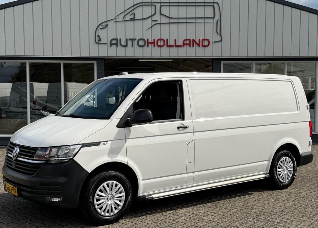 Volkswagen Transporter 2.0 TDI 81KW 110PK L2H1 EURO 6 AIRCO/ CRUISE CONTROL/ NAVIGATIE/ 100% DEALERONDERHOUDEN