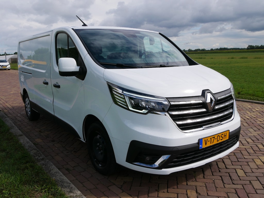 Renault Trafic 2.0 dCi 110 T30 L2H1 Work Edition 2024!! ** 13499 EX BTW **