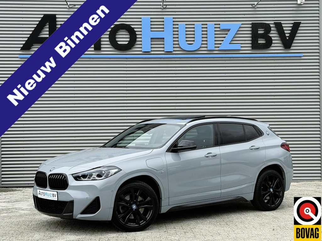 BMW X2 xDrive25e M Sport Panoramadak 19 Inch Achteruitrijcamera Carplay DAB Stuurwielverwarming Harman-Kardon Sound-systeem