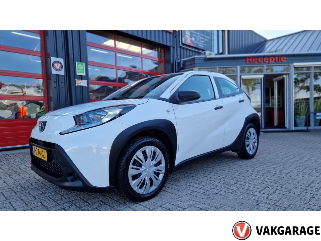 Toyota Aygo X nav/dab/android 1.0 VVT-i MT