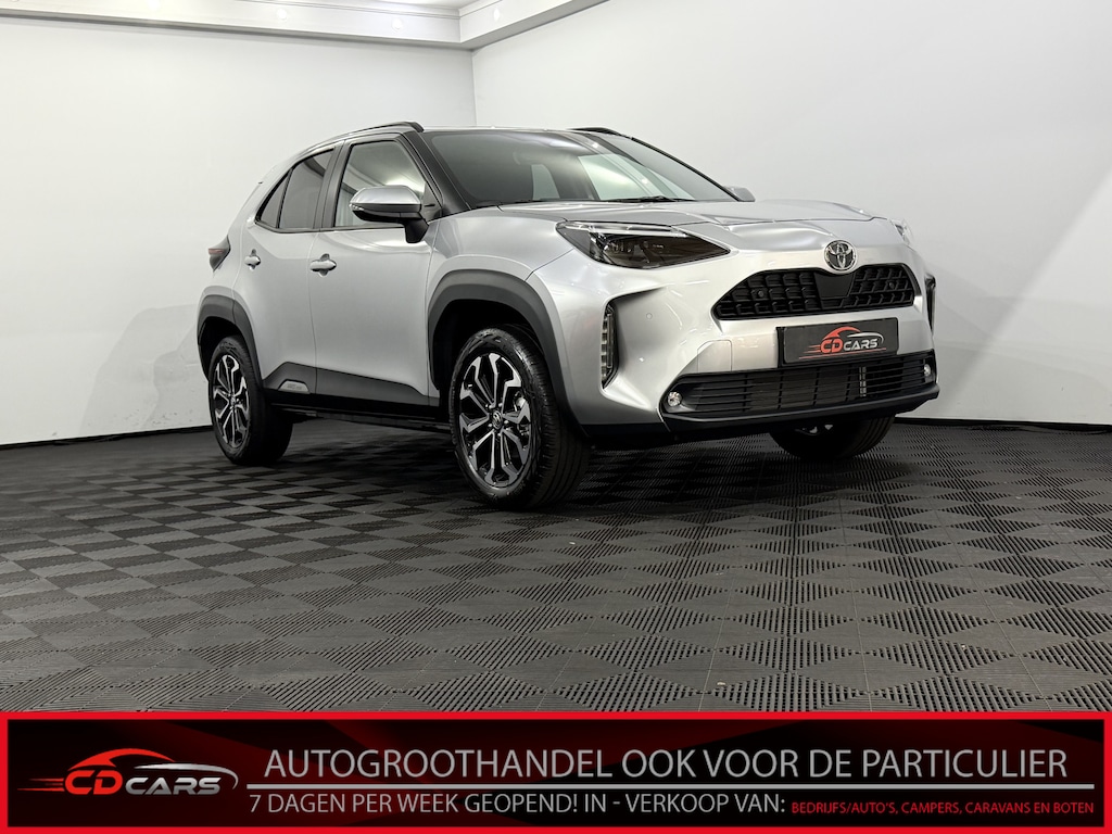 Toyota Yaris Cross 1.5 Hybrid 130 Executive Camera, Navi, Stoelverwarming/Koeling, Keyless start, Rijstrook correctie, Cruise control adaptief, EV mode, Lichtmetalen velgen, 3 jaar garantie