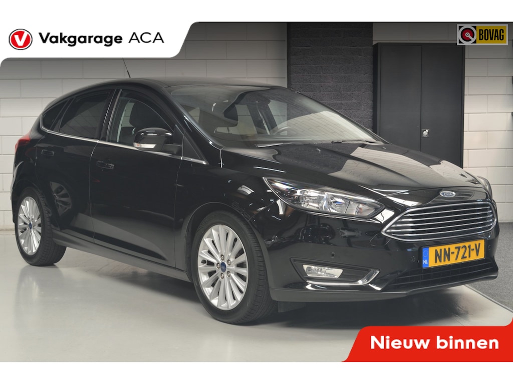 Ford Focus 1.0 Titanium // NAVI // CLIMA // CAMERA // CRUISE // PDC //