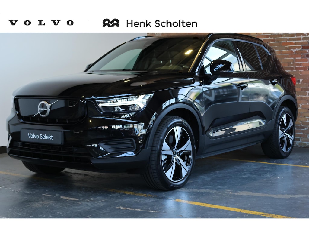 Volvo XC40 Recharge Plus | Stoelverwarming | Parkeercamera | 4-seizoenenbanden | Connect MicroTech / Nubuck textiel bekleding | Parkeersensoren voor + achter | Google Infotainment | 4-Seizoenenbanden | Adaptive Cruise Control | Warmtepomp