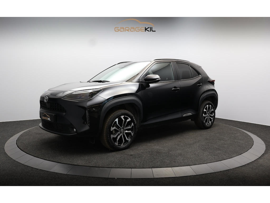 Toyota Yaris Cross 1.5 Hybrid 130 Team D Dealer Onderh. / Camera / Smartphone integratie / Stoel- en stuur verwarming / Keyless Entry / LED