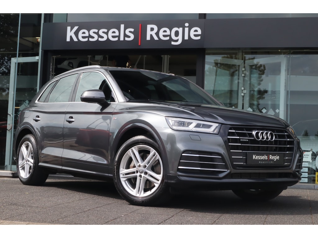 Audi Q5 55 TFSI e quattro Competition S-line | Pano | Luchtvering | El.Haak | Keyless | Stoelverwarming | Sensoren | DAB