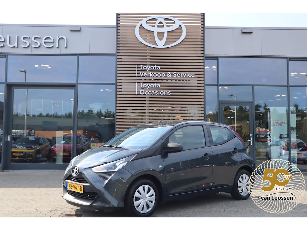 Toyota Aygo 5-DEURS AFNEEMBARE FIETSENDRAGER-TREKHAAK RADIO 1e EIGENAAR NL-AUTO