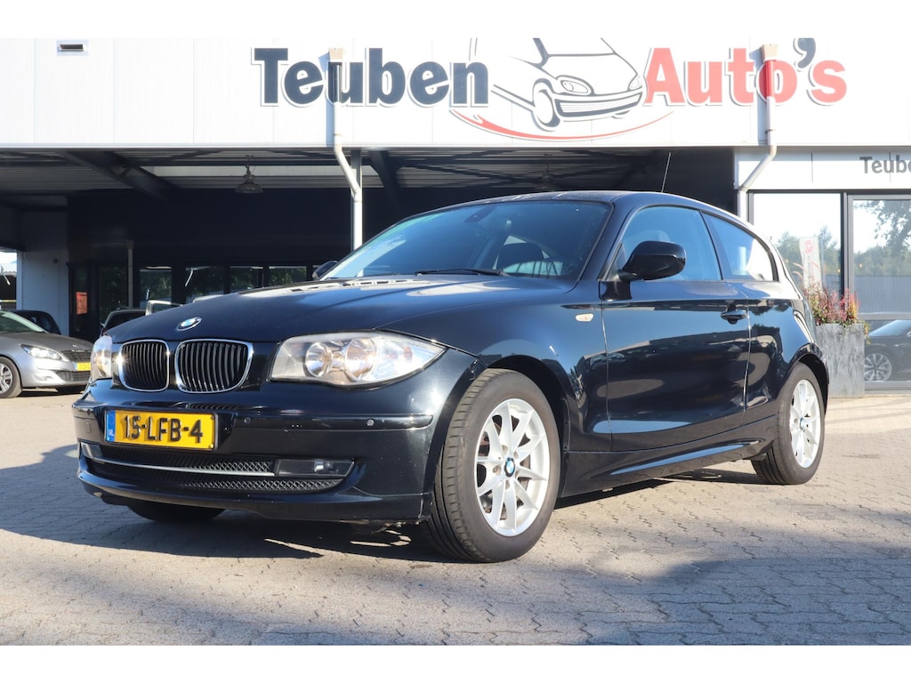 BMW 1-Serie 118i Business Line Style | Climate control | Cruise control | Sportstoelen | Zie foto's!