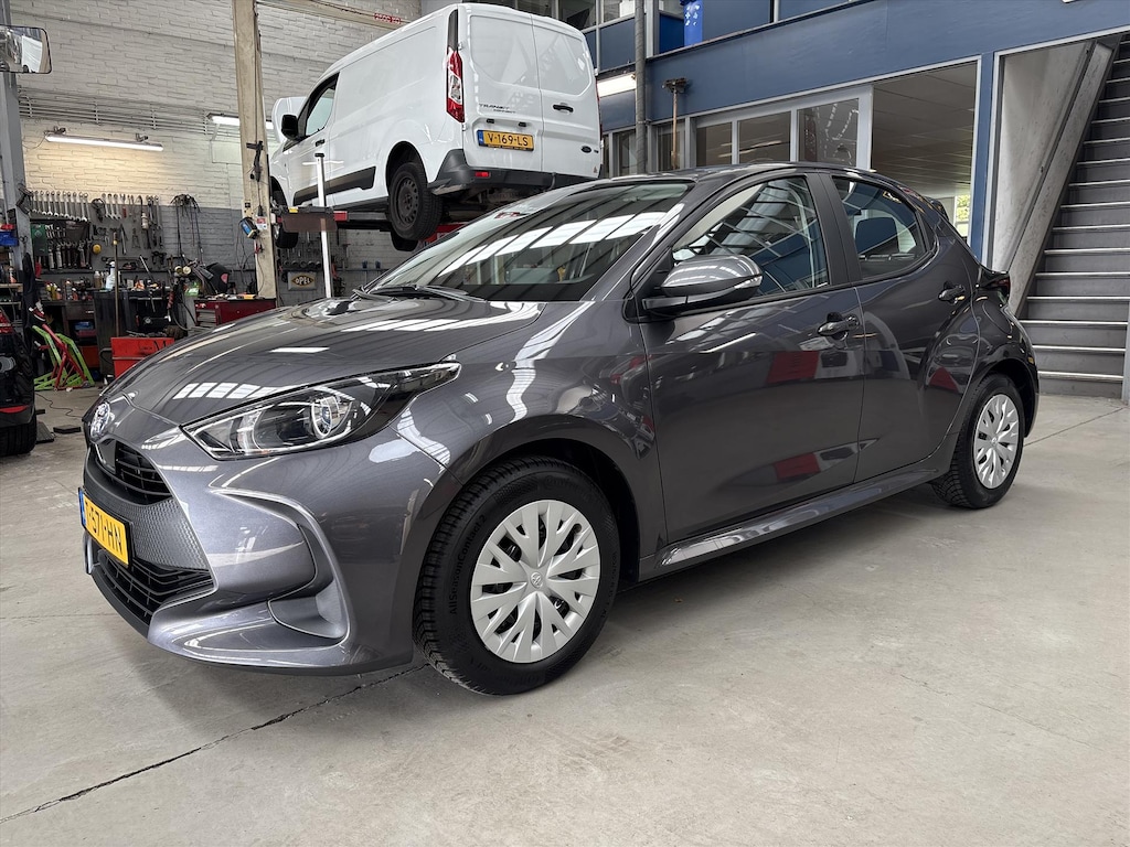 Toyota Yaris 1.5 Hybrid 116pk CVT Active | Apple carplay/ Android auto | Camera | Airco | Cruise control | NAP | Rijklaar prijs!