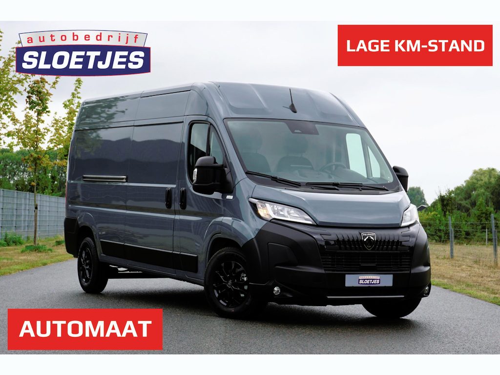 Peugeot Boxer 2.2 BlueHDi 180 L3H2 3.5t in Nieuwstaat |Automaat |Camera |Cruise |Navi |Groot scherm |2e airbag |BPM voordeel! |Climate control |Parkeersensoren |180 pk