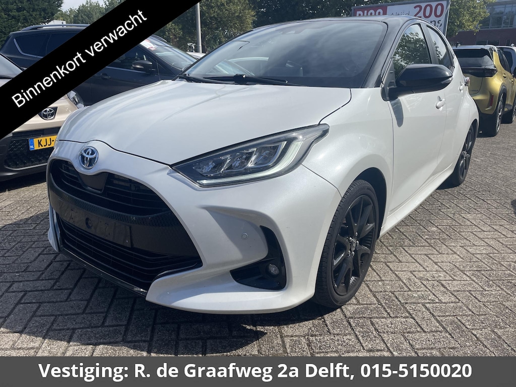 Toyota Yaris 1.5 Hybrid Executive | Stoelverwarming | Navigatie | Parkeersenoren | Apple Carplay/Android Auto