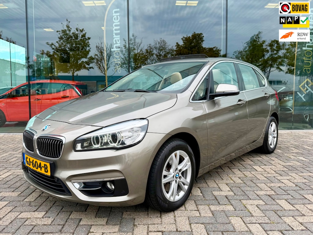 BMW 2-Serie Active Tourer 220i 192pk Luxury, Panoramadak, LED, Leder, HUD, PDC, Navi