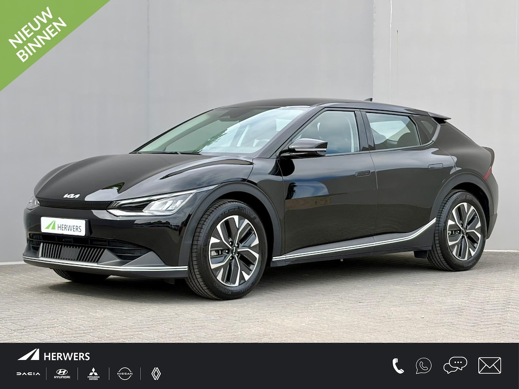 Kia EV6 Edition 77.4 kWh / SOH 100% / Fabrieksgarantie tot 18-06-2032 / 1.600 kg trekgewicht / Android Auto & Apple Carplay / Navigatie / Cruise Control Adaptief / Climate Control / DAB / Draadloze Telefoonlader / Camera / Parkeerassistent / 19" Lichtmetalen Wielen / Keyless entry & start /