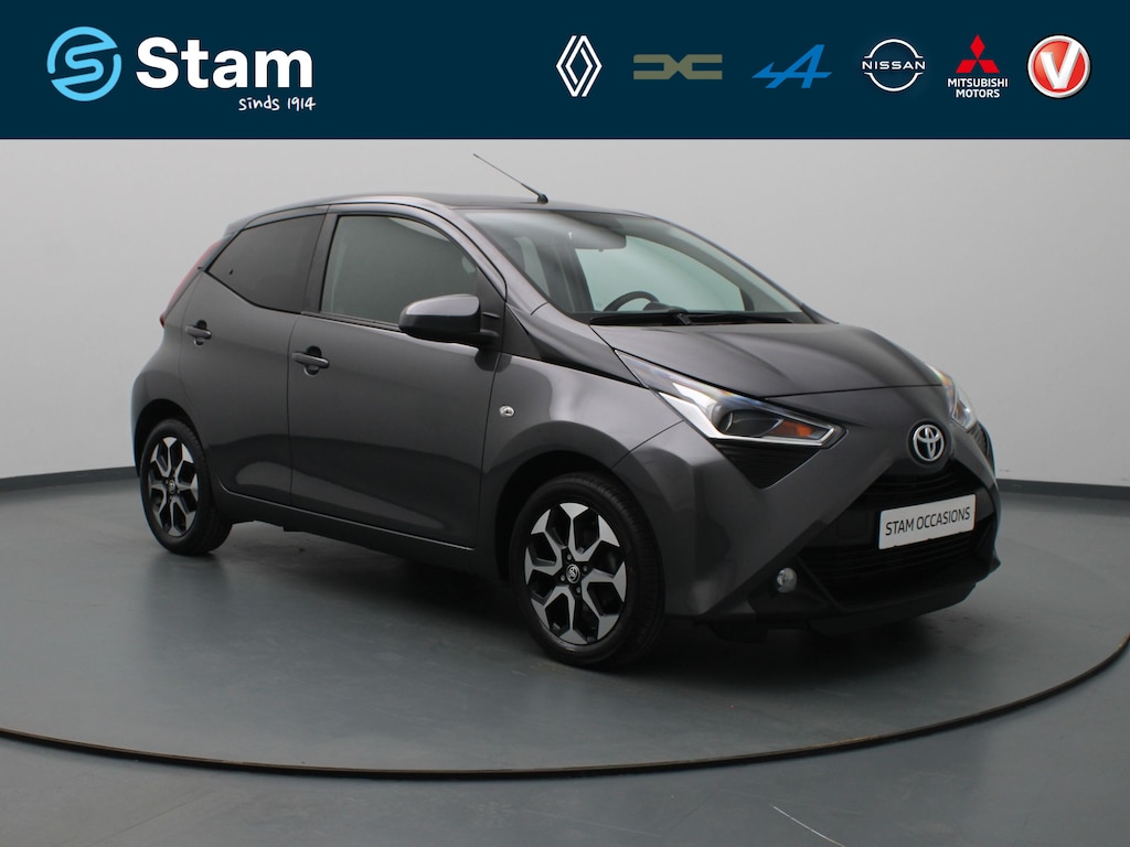 Toyota Aygo 1.0 VVT-i x-joy Apple Carplay/Android Auto | Climate