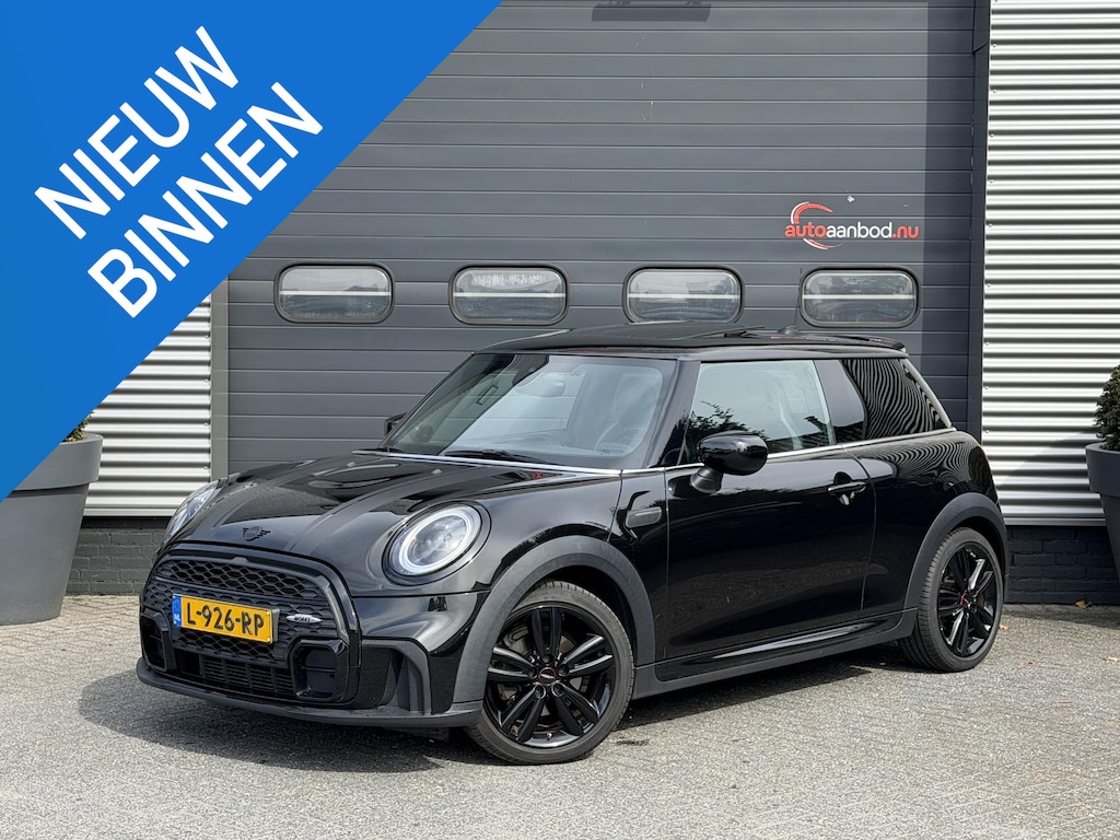 MINI John Cooper Works 3-Deurs 1.5 Cooper | Panoramadak | Camera | Harmon Kardon | DAB |
