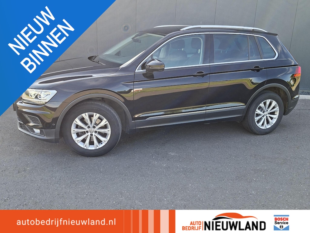 Volkswagen Tiguan 1.5 TSI ACT Highline stoelverwarming|ergo stoel|lichtmetalen wielen|keyless|achteruitrijcamera