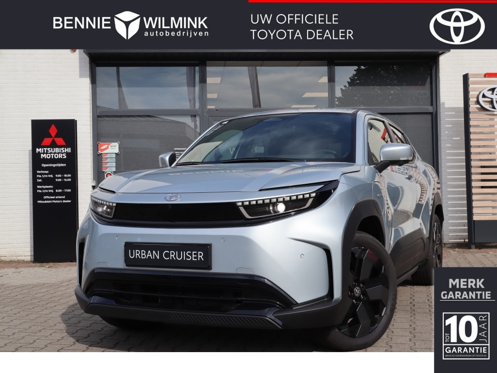 Toyota Urban Cruiser Executive 61 kWh | Panoramdak | 360 Camera | Stuur/Stoel Verwarming |