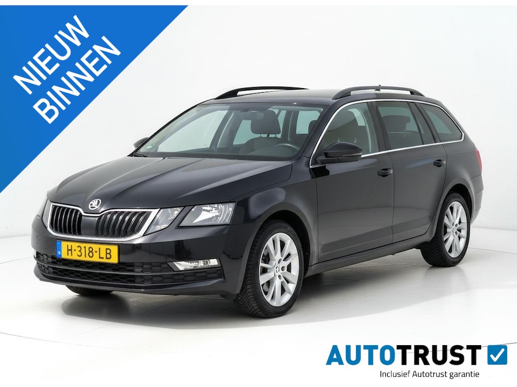 Skoda Octavia Combi 1.5 TSI Business Edition TREKHAAK PDC CARPLAY