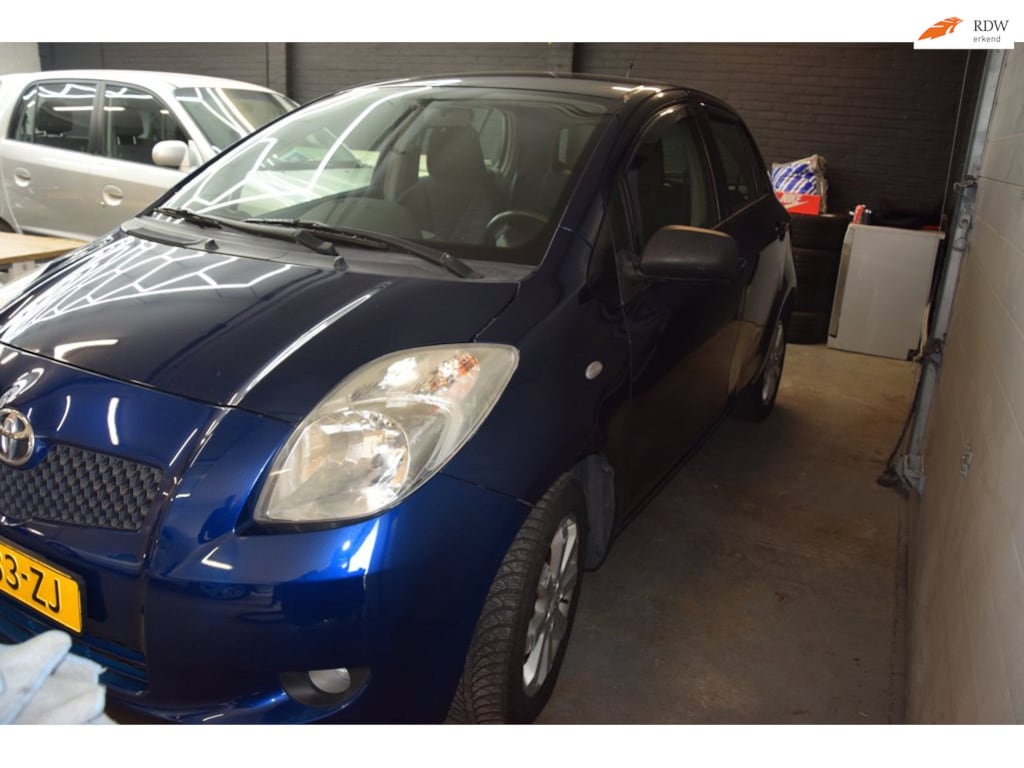 Toyota Yaris 1.3 VVTi Luna