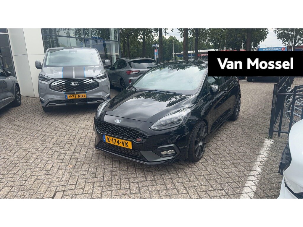 Ford Fiesta 1.5 EcoBoost ST-3 navigatie | applecarplay/android auto | winterpack | volledig dealer onderhouden| 18 inch | camera