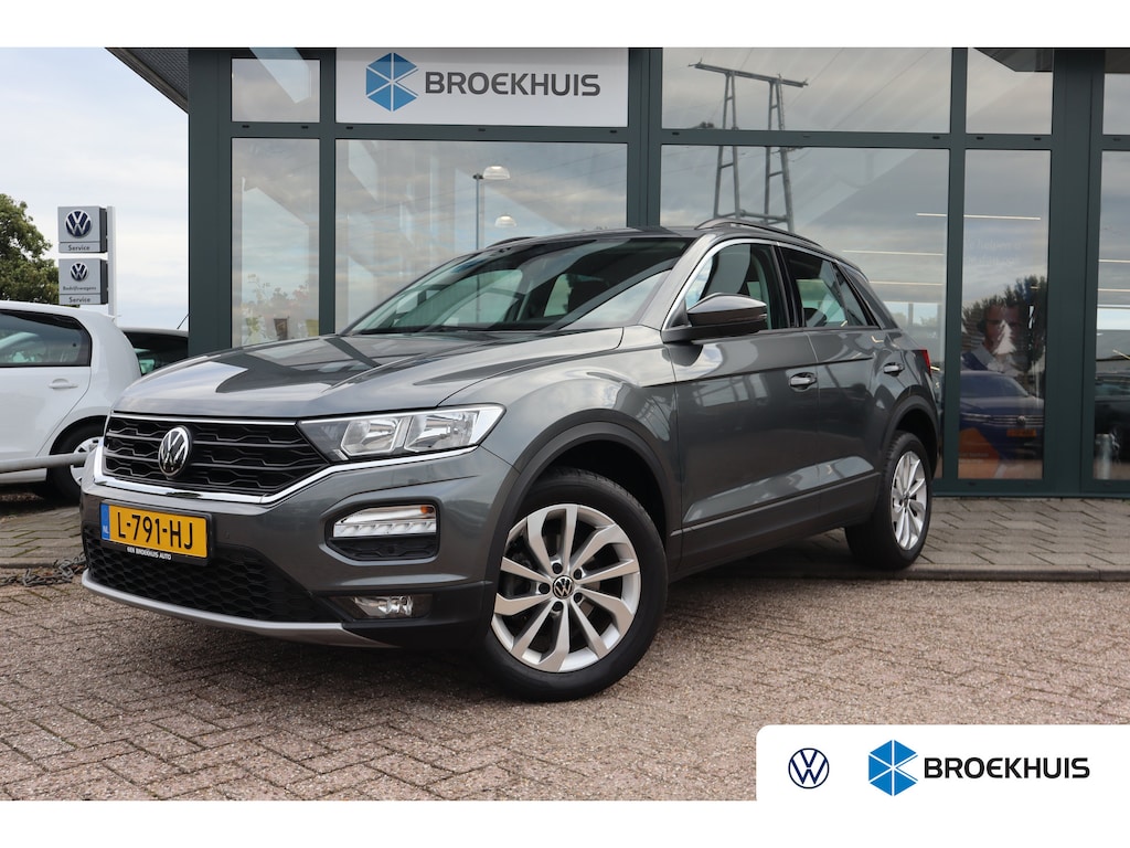Volkswagen T-Roc 1.5 TSI Style 150PK Automaat | Airco | Cruise control adaptief | Navigatiesysteem
