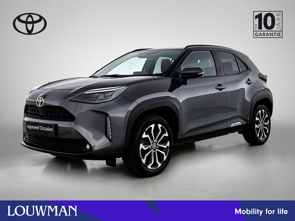 Toyota Yaris Cross 1.5 Hybrid 115 First Edition + | BTW voertuig | Parkeersensoren voor+achter | Stoel+Stuurverwarming | Draadloze telefoonlader | Navigatie | Apple CarPlay/Android Auto | Cruise Control Adaptive |