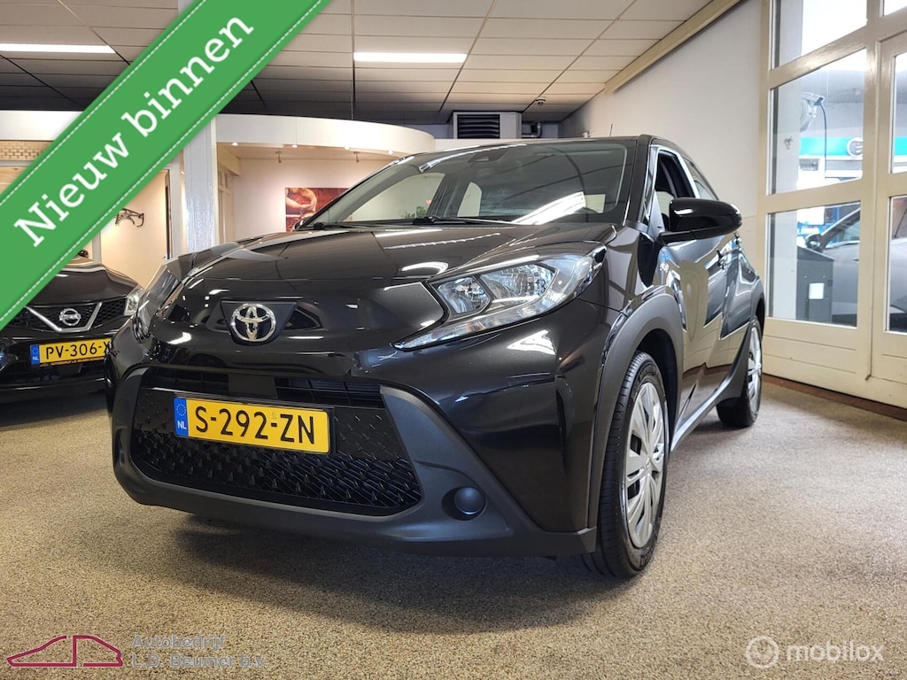Toyota Aygo X 1.0 VVT-i MT Play *NL, ANDROID, CAMERA, RIJKLAARPRIJS!*
