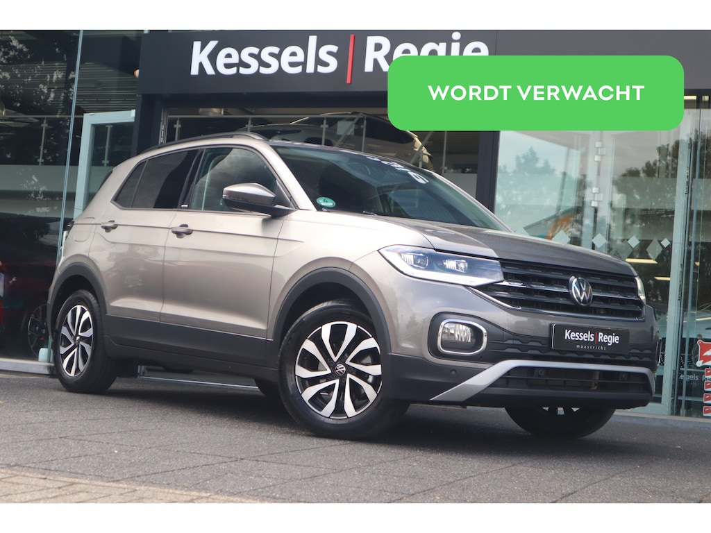 Volkswagen T-Cross 1.5 TSI | ACC | LED | Stoelverwarming | Sensoren | CarPlay | Navi | DAB