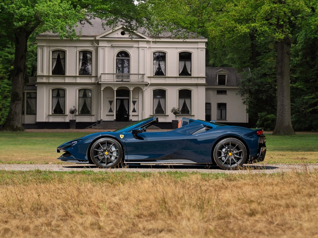 Ferrari SF90 Spider 4.0 V8 | Bl Pozzi | Full carbon! | Carbon wheels Sublieme samenstelling!