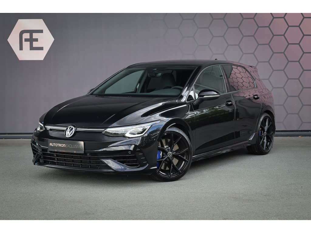 Volkswagen Golf 2.0 TSI R 4Motion AKRAPOVIC | NÜRBURGRING | CAMERA | STOELVERWARMING | ACC | STUURVERWARMING |