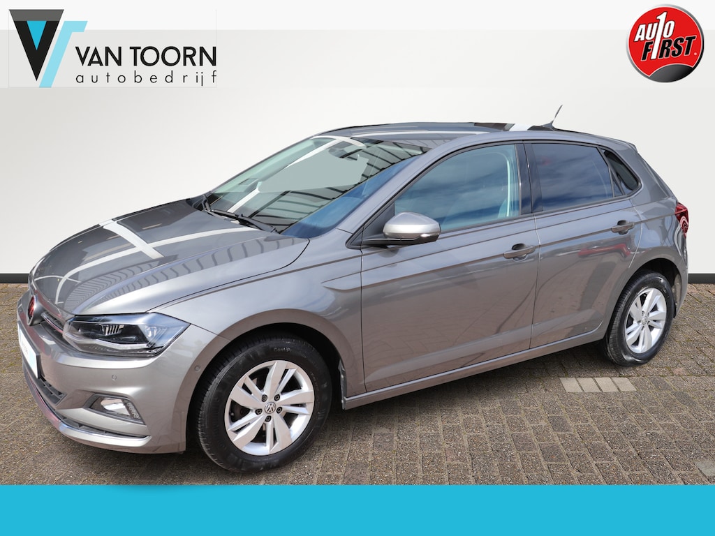 Volkswagen Polo 1.0 TSI Highline Automaat. Trekhaak, navigatie, Full-led.