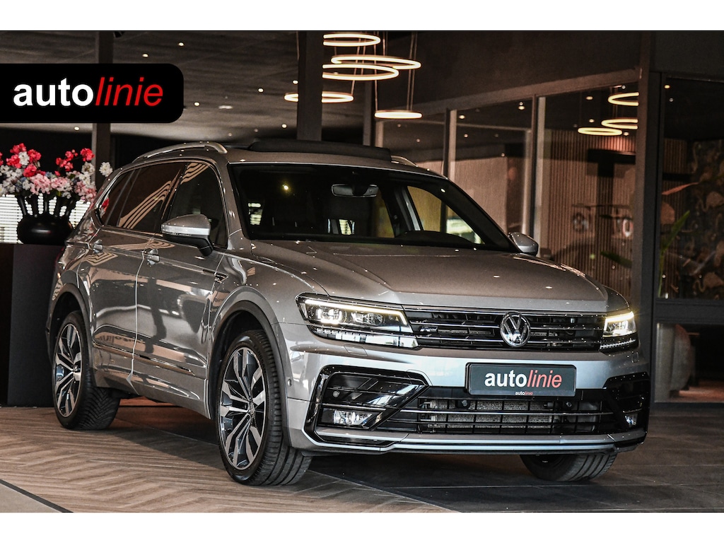 Volkswagen Tiguan Allspace 1.5 TSI R-Line, 7 persoons, Pano, Massage, Dynaudio, ACC, Camera, Dodehoek, Virtual, Trekhaak!