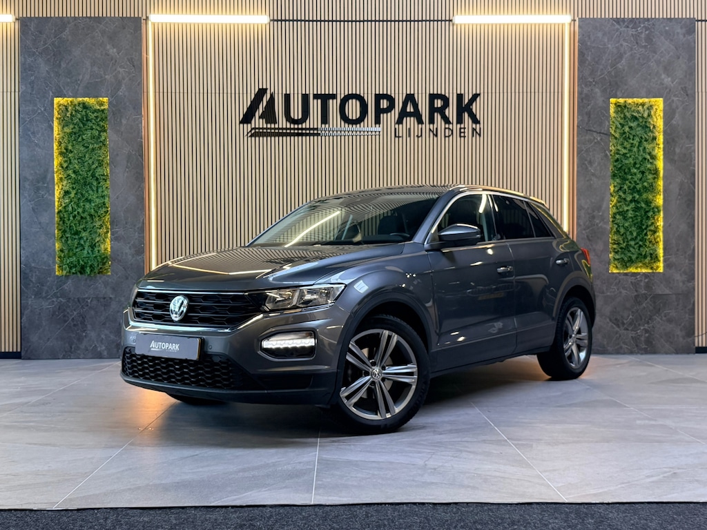 Volkswagen T-Roc 1.5 TSI Sport |AUTOMAAT|ACC|STOELVERWARMING|LANE ASSIST|CARPLAY|PDC|APK|18 INCH|150PK|