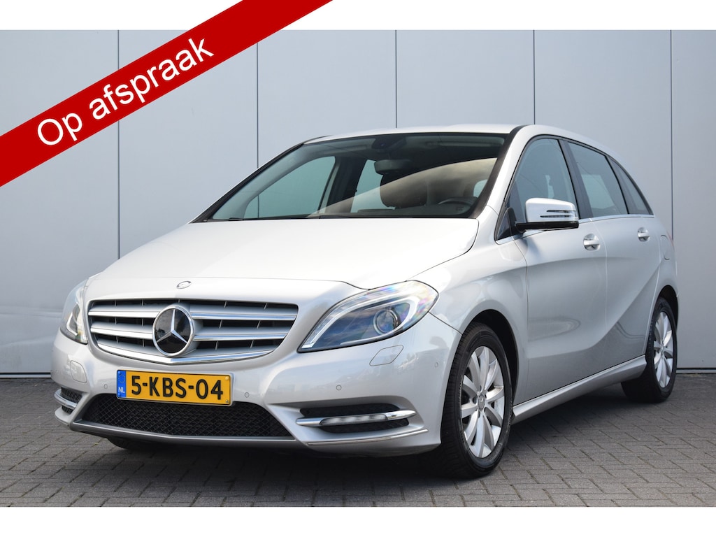 Mercedes-Benz B-klasse 180 Ambition Automaat Bi-Xenon Navi Trekhaak/afneembaar 73dkm!