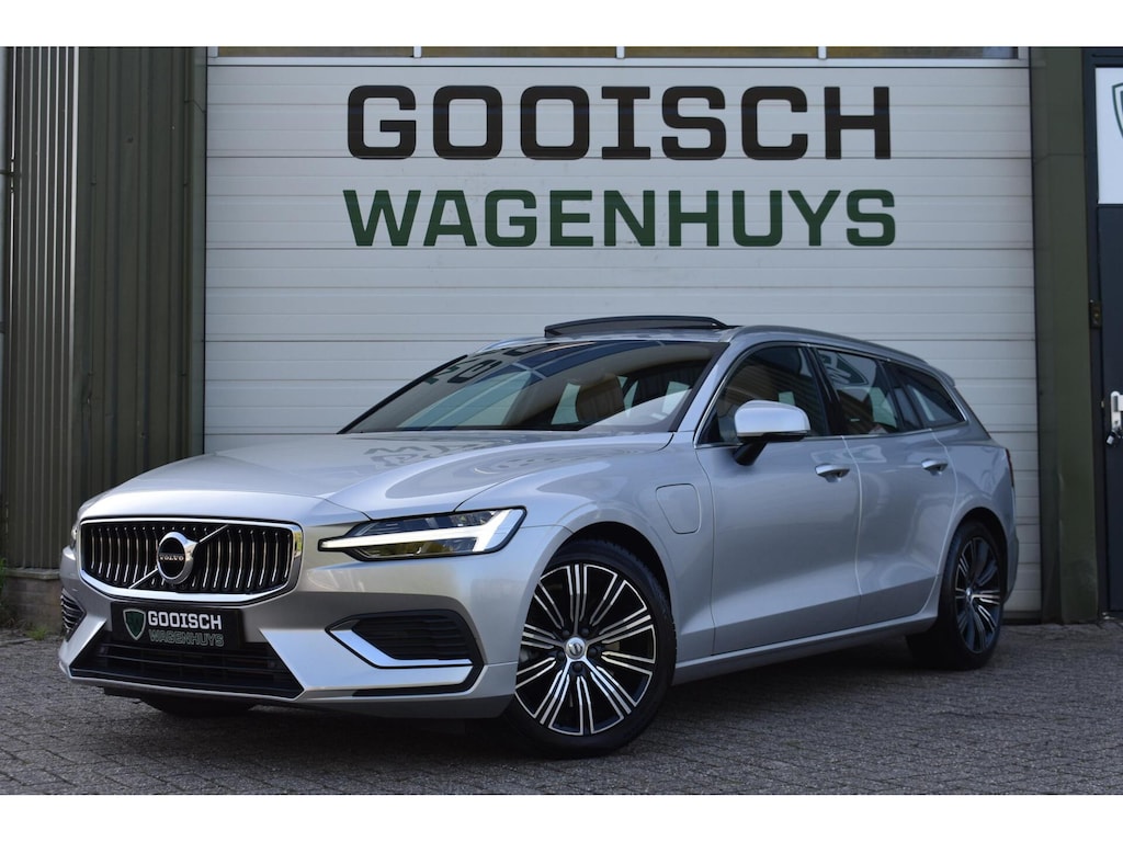 Volvo V60 2.0 T8 Twin Engine AWD Inscription | Leder | Pano | Winterpakket |