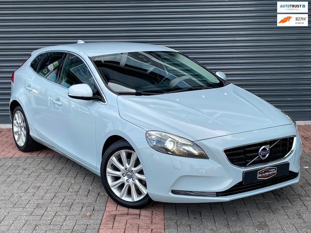 Volvo V40 1.6 D2 Summum Leder | Memory | Camera | Xenon | Navi