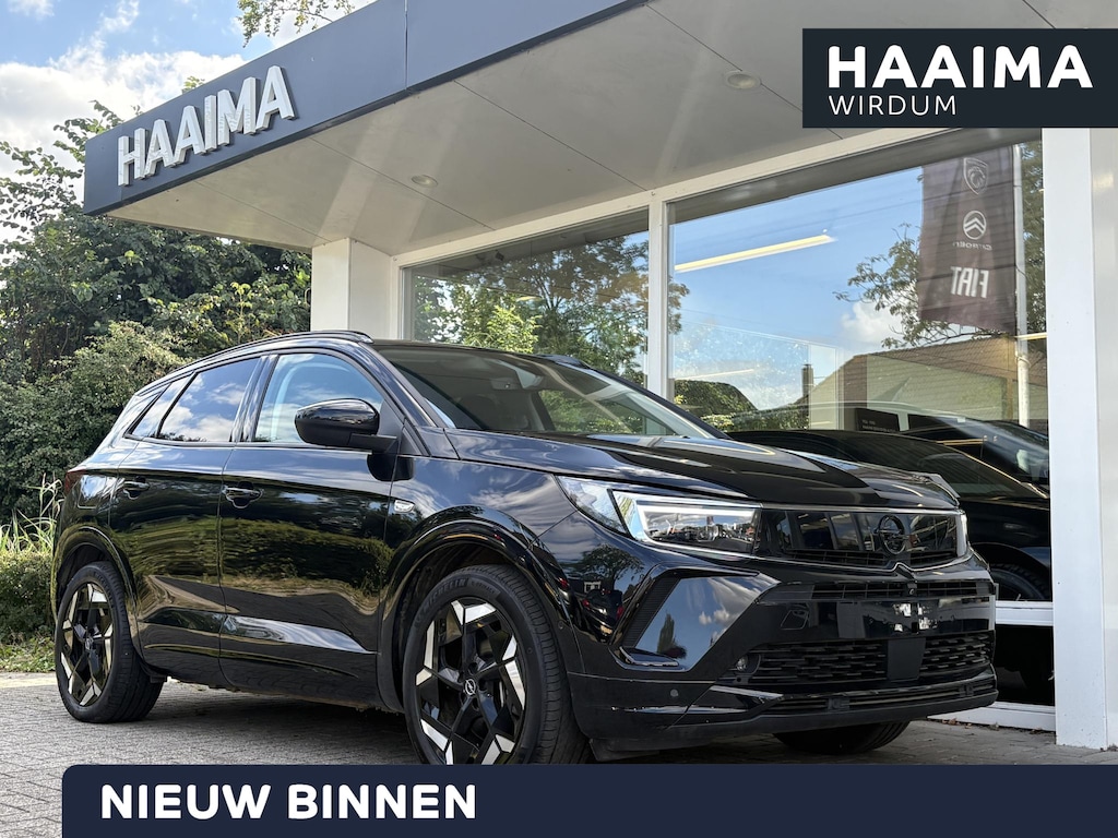 Opel Grandland 1.6 Turbo Plug-In Hybrid 4x4 GSe | AGR Comfortstoelen | 360gr camera | Elektr. Achterklep | Winterpakket | LED koplampen