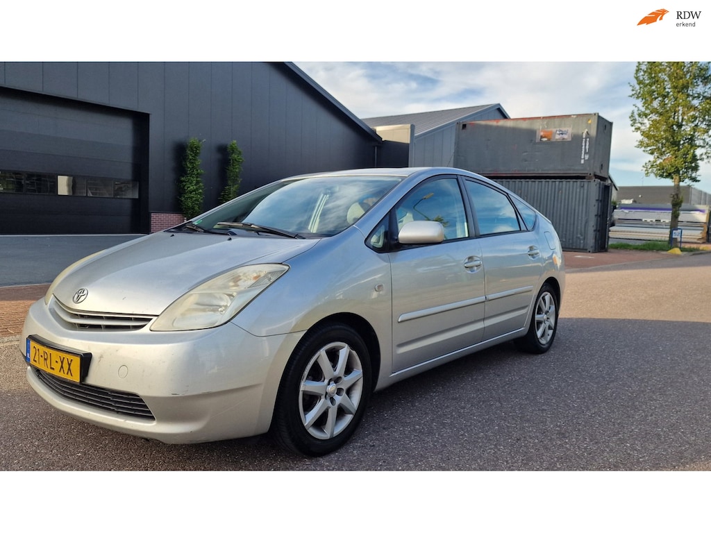 Toyota Prius 1.5 VVT-i AUTOMAAT CRUISE AIRCO BOEKJES