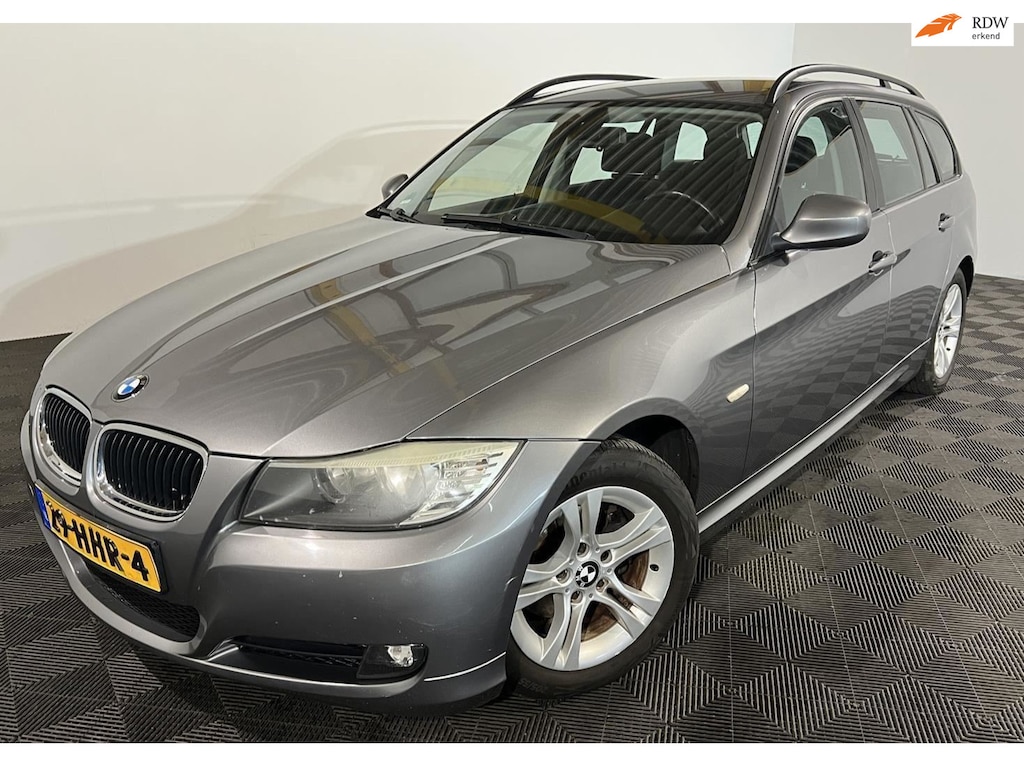 BMW 3-Serie Touring 316i Business Line NAVI PSENSOR CRUISE TREKHAAK 2 X SLEUTELS