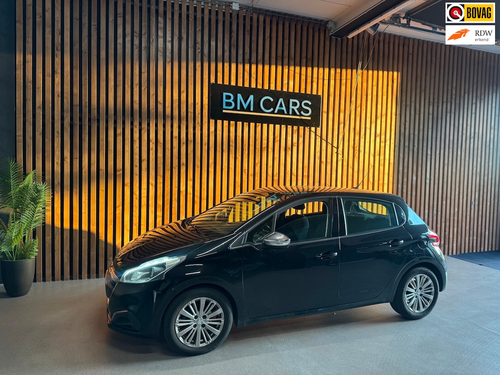 Peugeot 208 1.2 PureTech GT-line Airco,Navi, Pdc