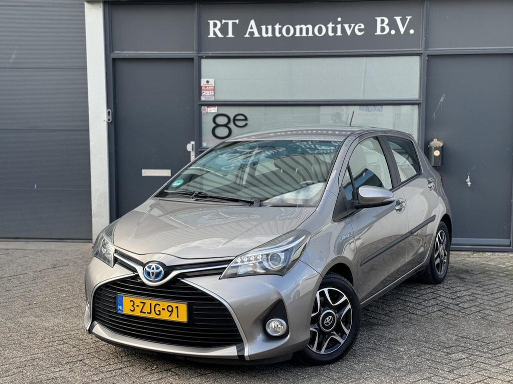 Toyota Yaris 1.5 Hybrid Dynamic Automaat / Dealer OH