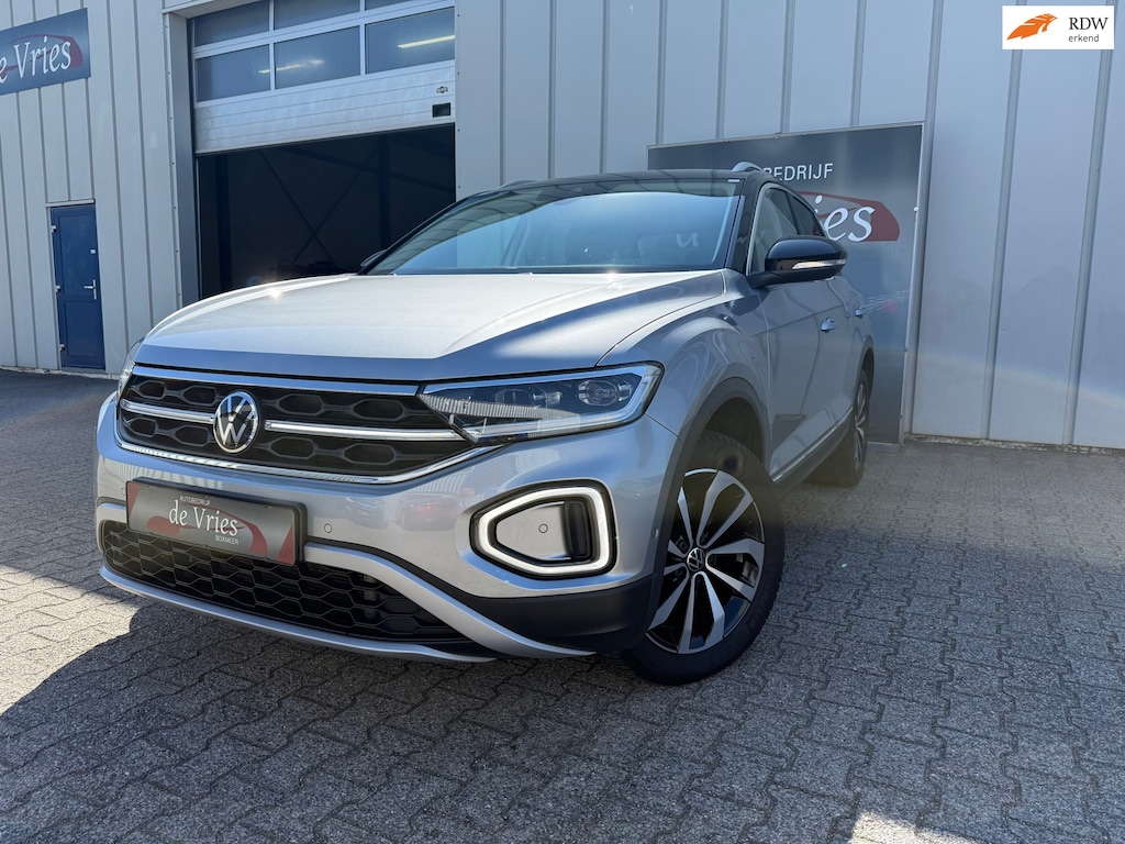 Volkswagen T-Roc 1.5 TSI Style Two Tone / Airco / Navi / Massage stoelen / Adaptive Cruise control / Keyless Entree /