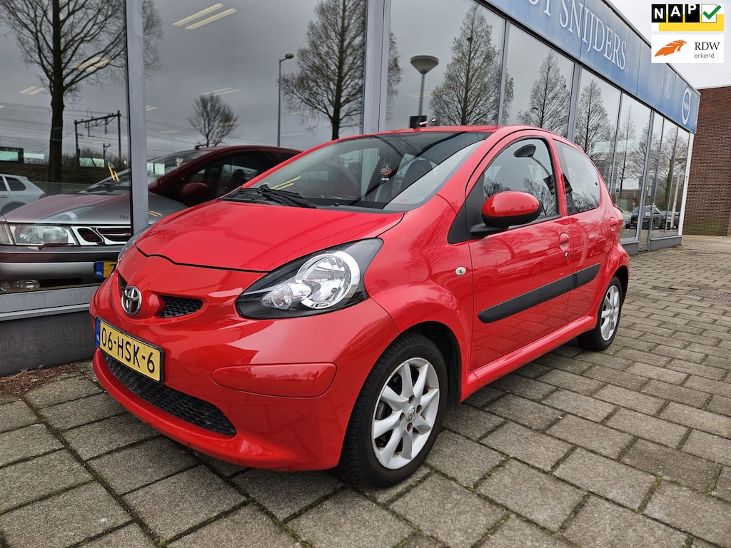 Toyota Aygo 1.0-12V + Limited Edition - Carplay - 1e eigenaar