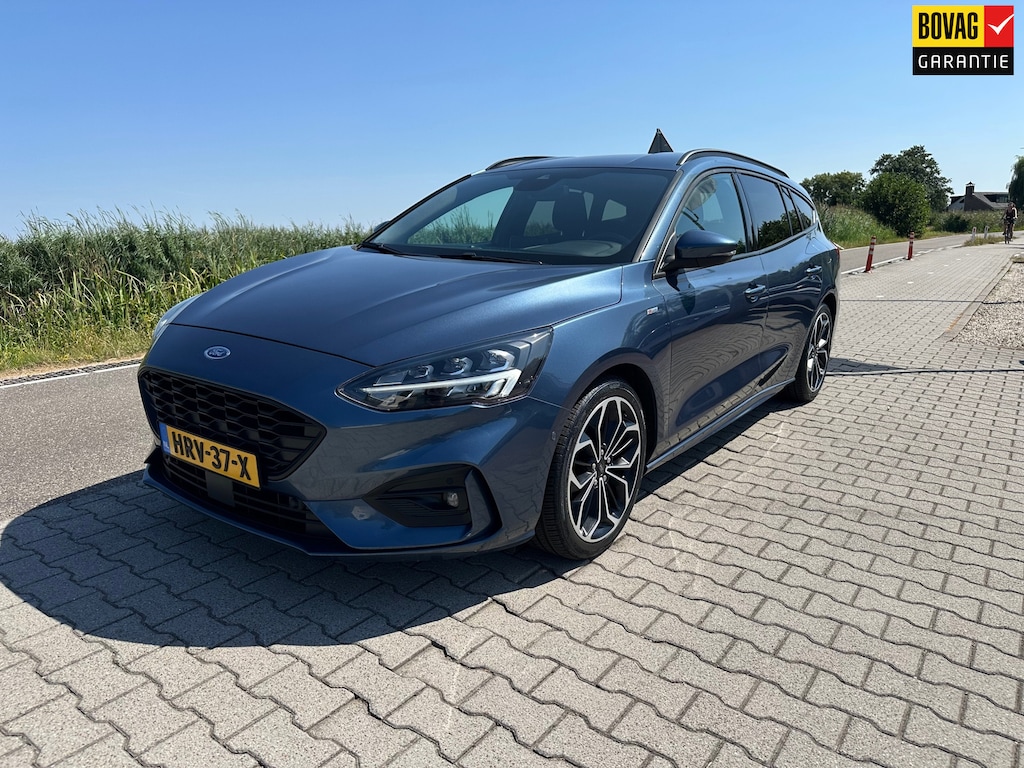 Ford Focus Wagon 1.0 EcoBoost ST-Line Titanium Business, Carplay, Trekhaak, Stoelverwarming, Cruisecontrol, Camera,